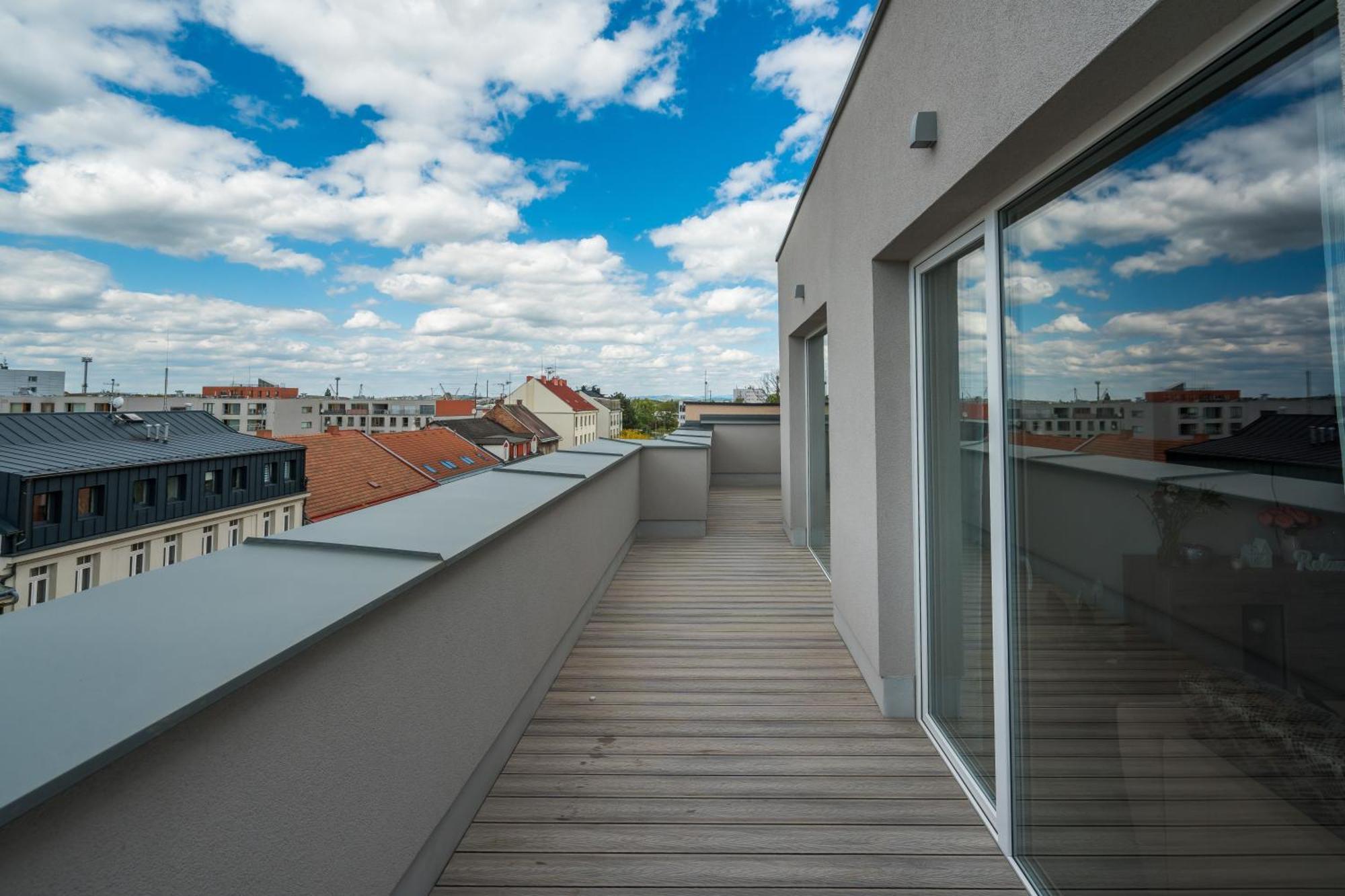 Perla Hradce 401 Appartement Hradec Králové Buitenkant foto