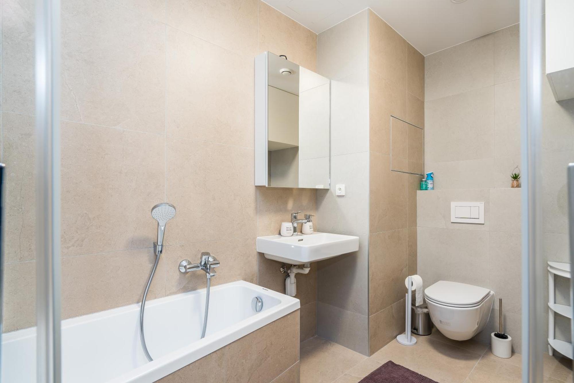 Perla Hradce 401 Appartement Hradec Králové Buitenkant foto